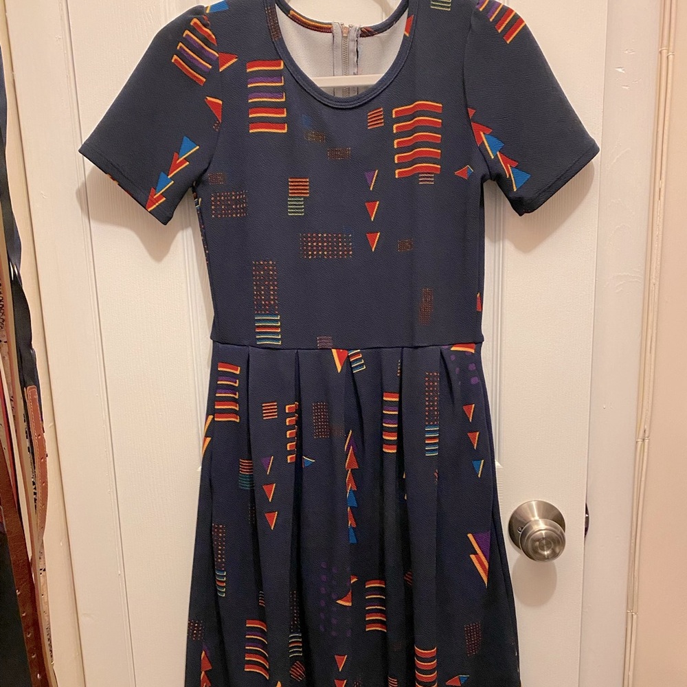 Lularoe Amelia dress size small